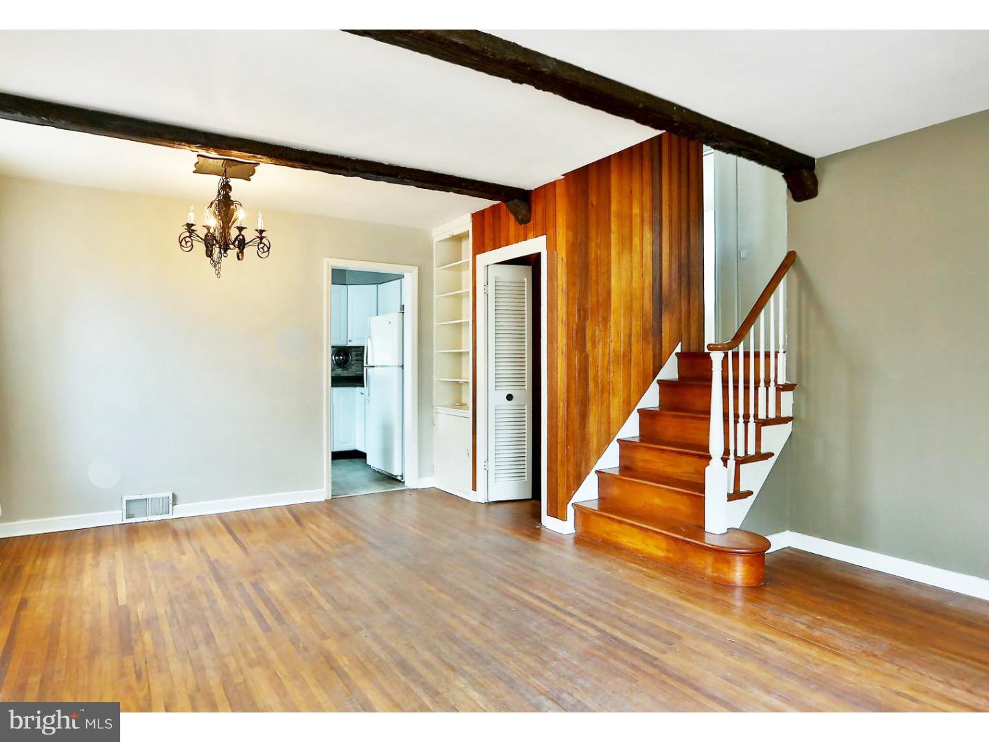 811 Scotia Road Philadelphia, PA 19128 - Photo 5 of 25