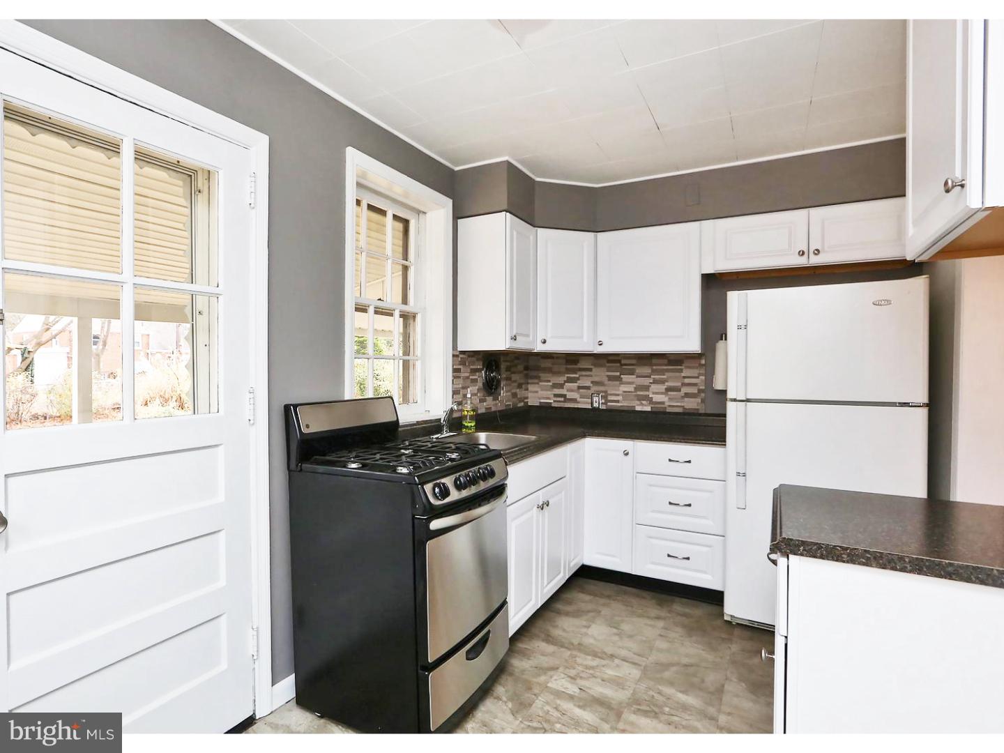 811 Scotia Road Philadelphia, PA 19128 - Photo 7 of 25