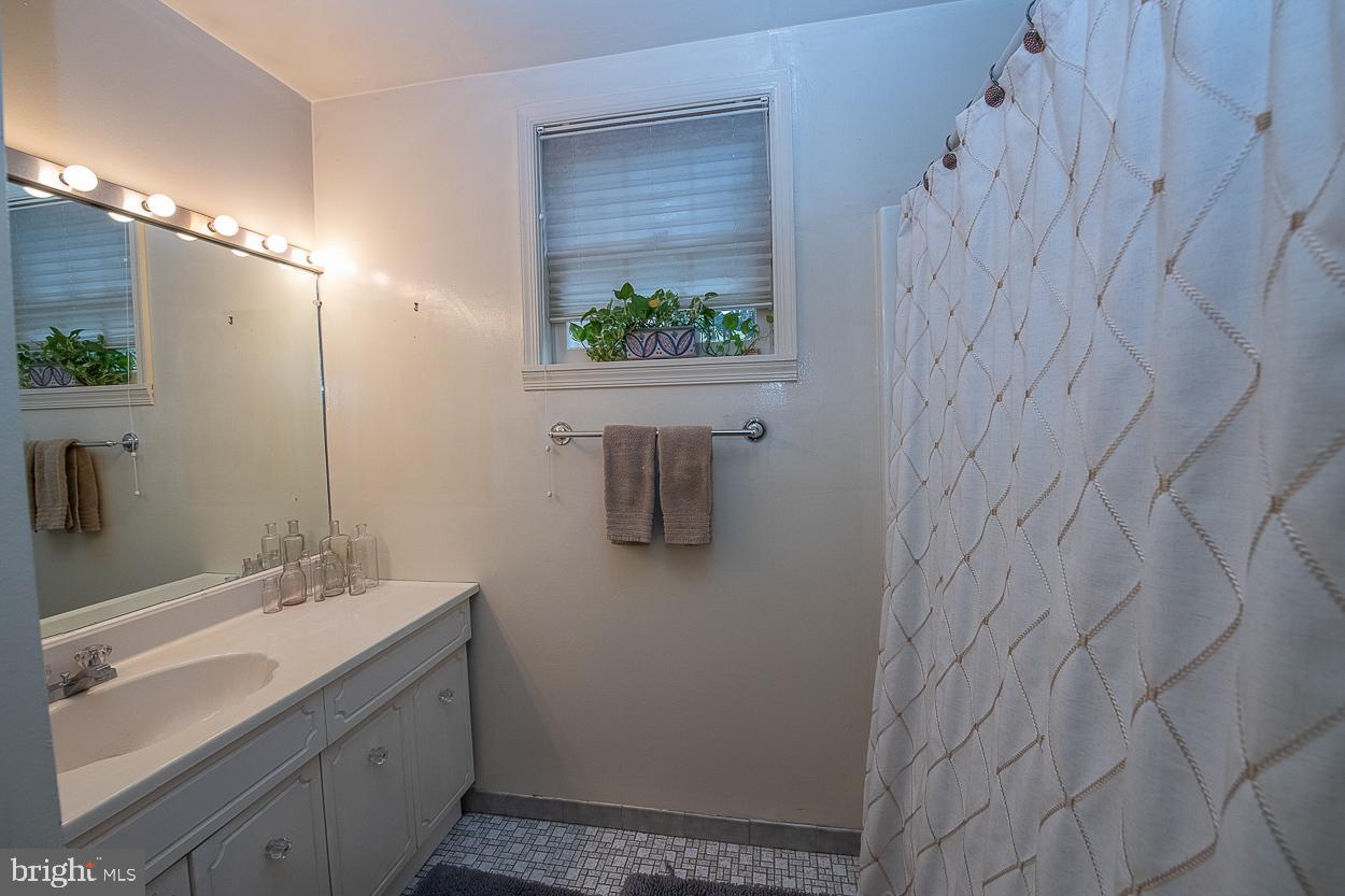 336 Spruce Street Philadelphia, PA 19106 - Photo 20 of 27