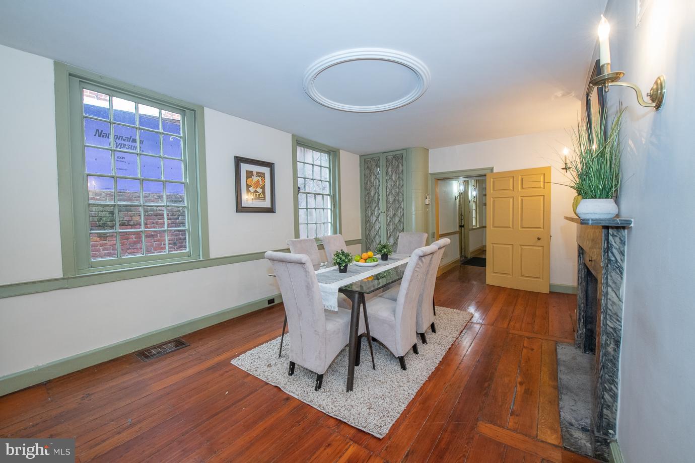 336 Spruce Street Philadelphia, PA 19106 - Photo 10 of 27 Dining Room