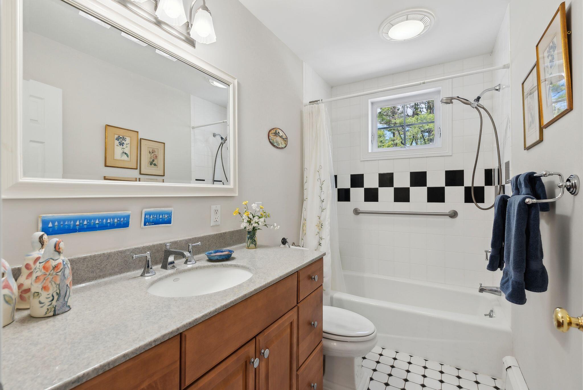 401 Princes Point Road Yarmouth, ME 04096 - Photo 24 of 47 49_DSC01611