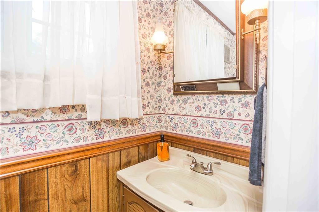 659 Locust Street Indiana, PA 15701 - Photo 17 of 32 Gallery Image 17