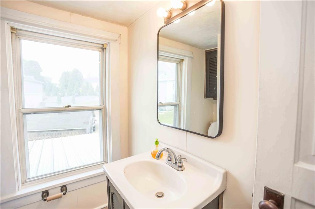 659 Locust Street Indiana, PA 15701 - Photo 19 of 32 Gallery Image 19