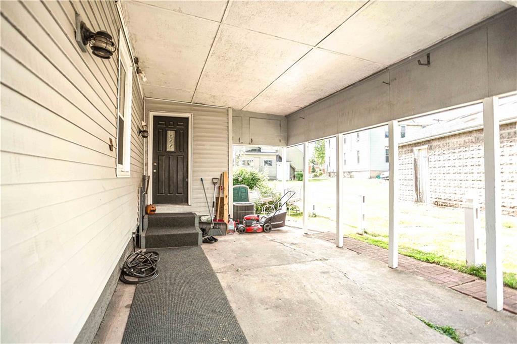 659 Locust Street Indiana, PA 15701 - Photo 4 of 32 Gallery Image 4
