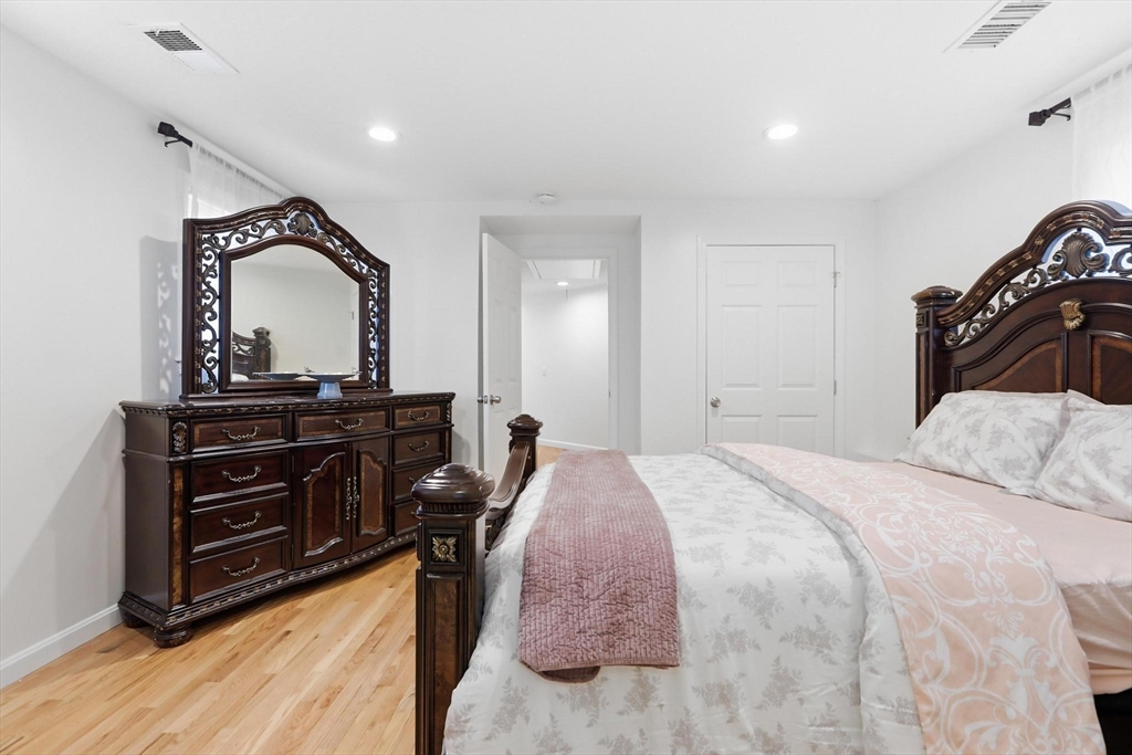 73 Wareham Street Middleboro, MA 02346 - Photo 23 of 37