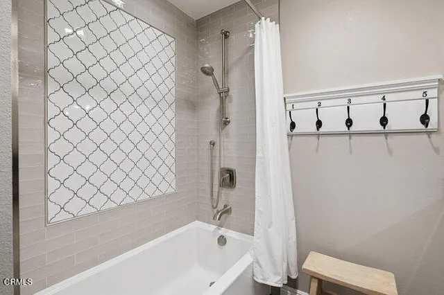 $1,275,000 | 10488 Mammoth Street, Ventura, CA 93004