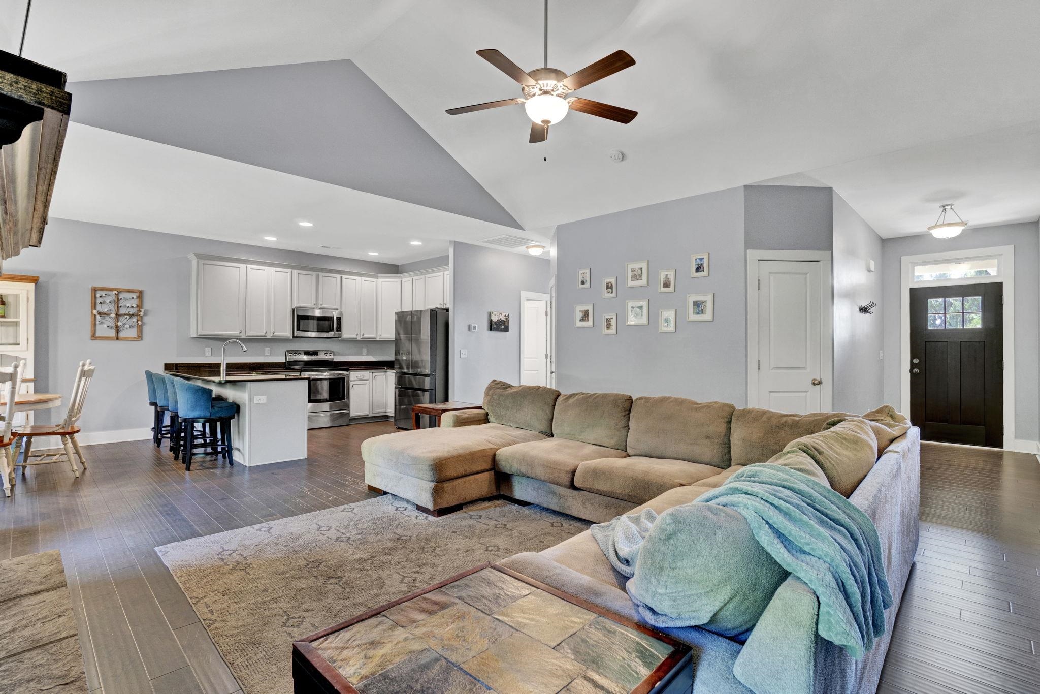 945 Garnet Circle Chesnee, SC 29323 - Photo 5 of 30