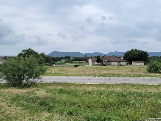 $49,999 | 118 Copper Sage Court, Kingsland, TX 78639