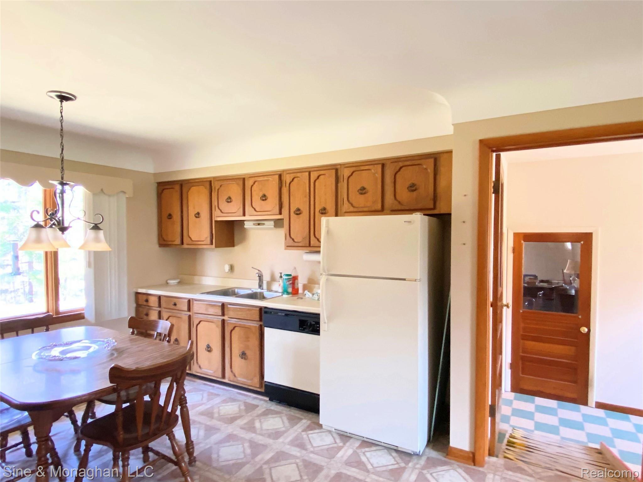 2804 Ellsworth Road Columbus, MI 48063 - Photo 15 of 41 Photo Apr 08, 10 15 22 AM_pe.jpg