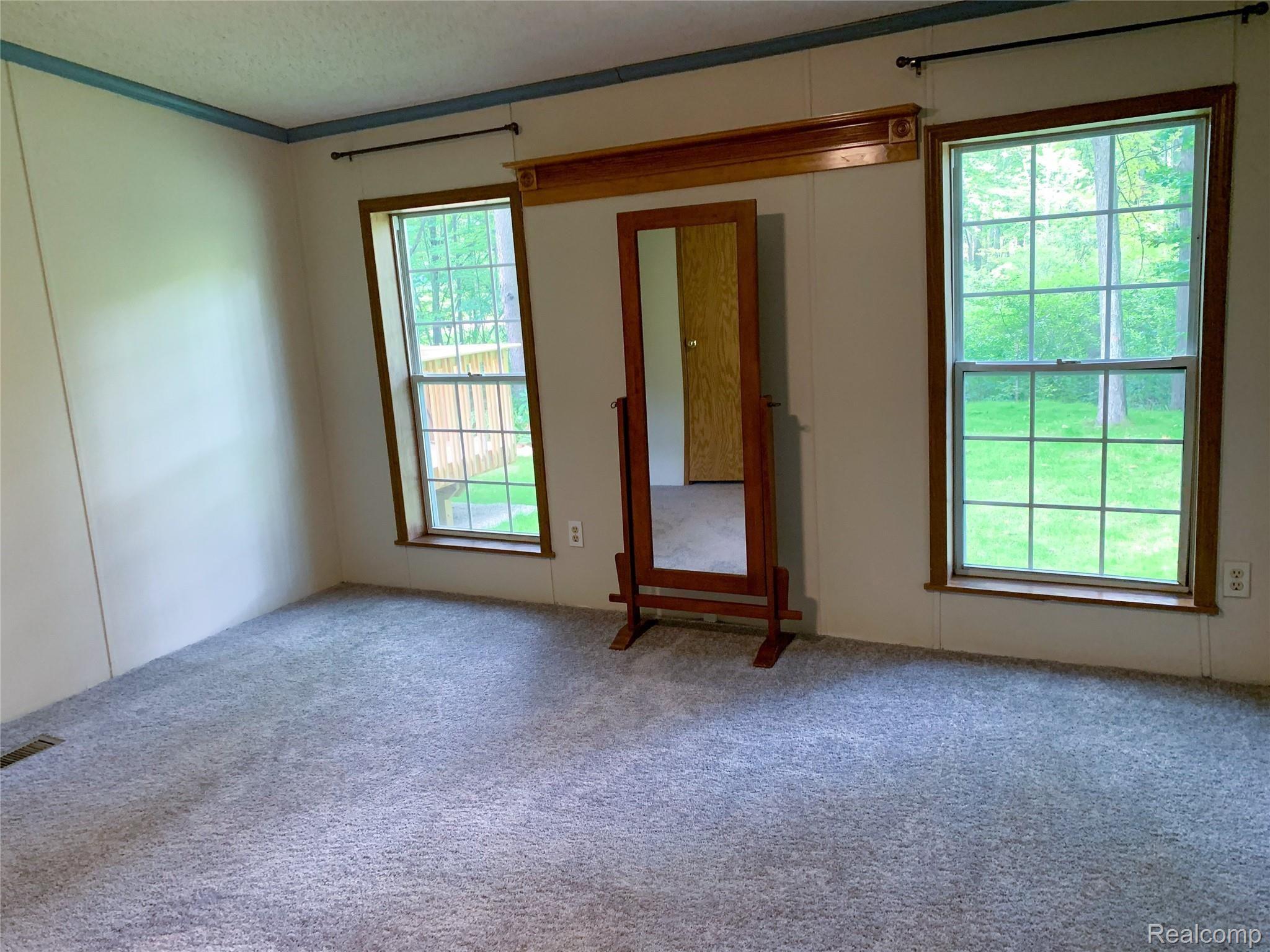 5448 Rood Road Holly, MI 48442 - Photo 13 of 30 22.jpg