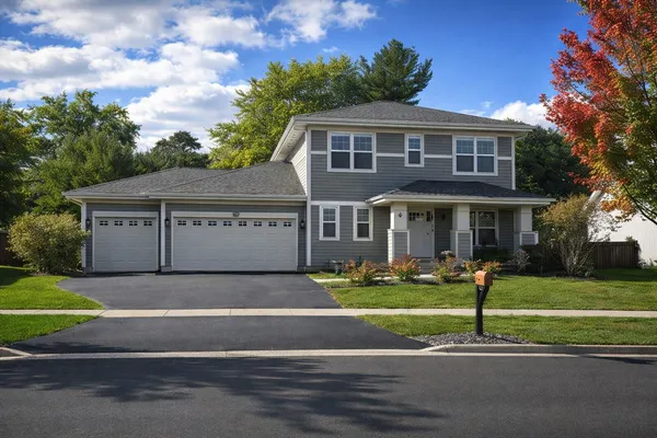 $430,000 | 1117 Bailey Road, Sycamore, IL 60178