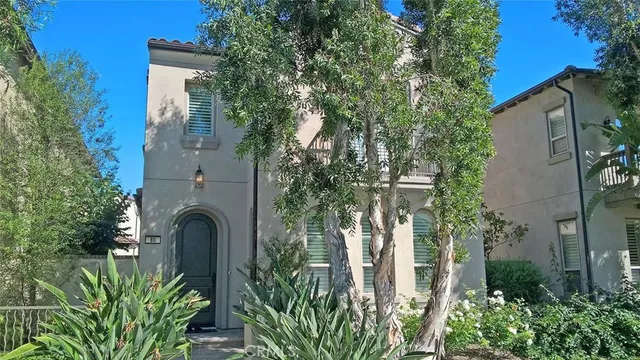 $5,000 | 80 Spanish Lace, Irvine, CA 92620