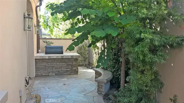 $5,000 | 80 Spanish Lace, Irvine, CA 92620