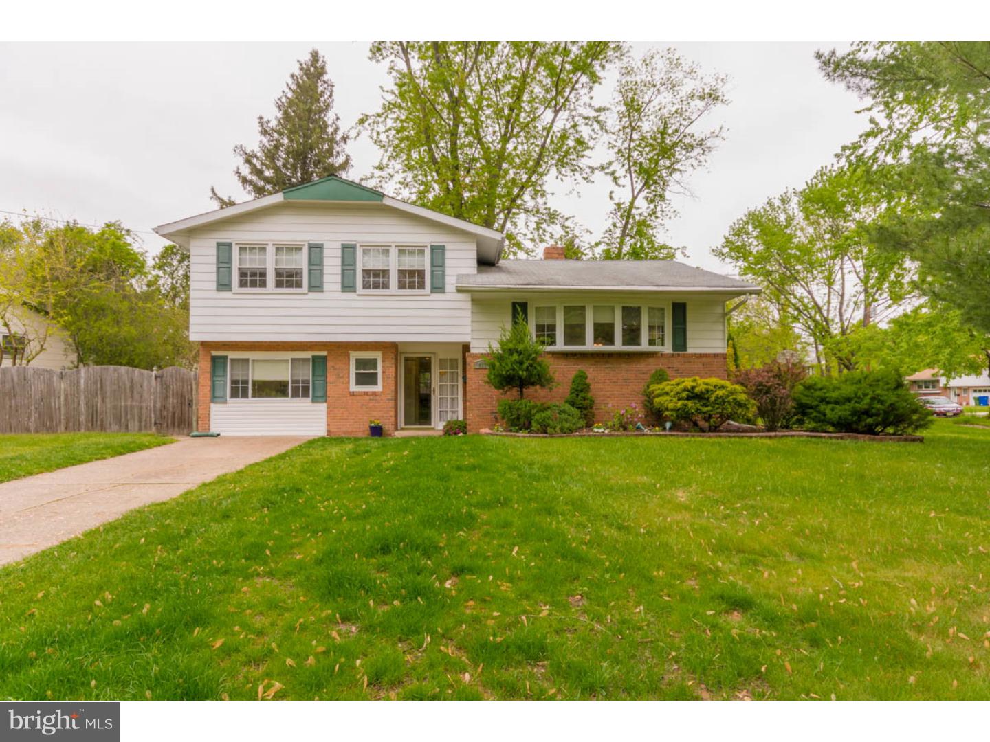 417 Bruce Road Cherry Hill, NJ 08034 - Photo 2 of 25