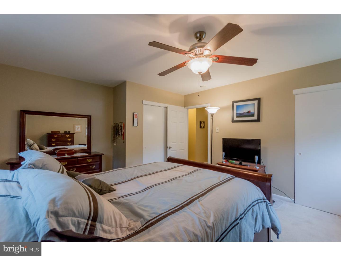417 Bruce Road Cherry Hill, NJ 08034 - Photo 11 of 25