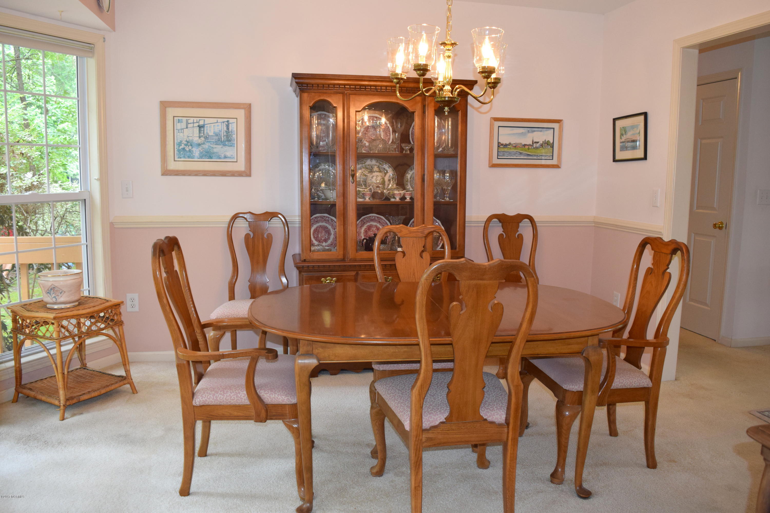 560 Deer Run Road New Bern, NC 28562 - Photo 9 of 19 Formal Dining Room