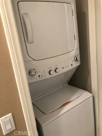 $1,950 | 24726 Satinwood Lane, Wildomar, CA 92595