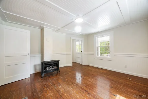 $200,000 | 385 Horsley Lane, Gladstone, VA 24553