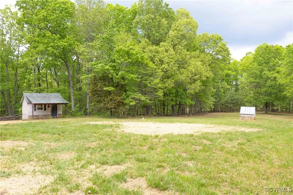 $200,000 | 385 Horsley Lane, Gladstone, VA 24553