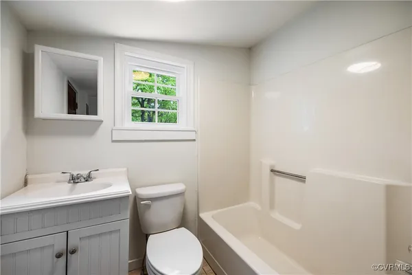 $200,000 | 385 Horsley Lane, Gladstone, VA 24553