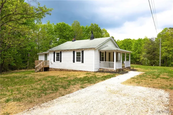 $200,000 | 385 Horsley Lane, Gladstone, VA 24553