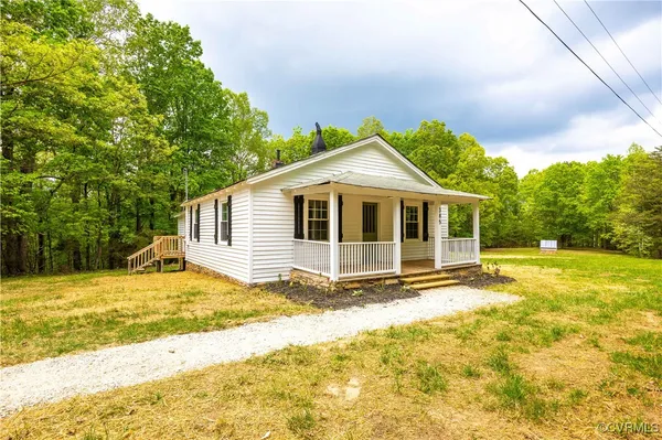 $200,000 | 385 Horsley Lane, Gladstone, VA 24553