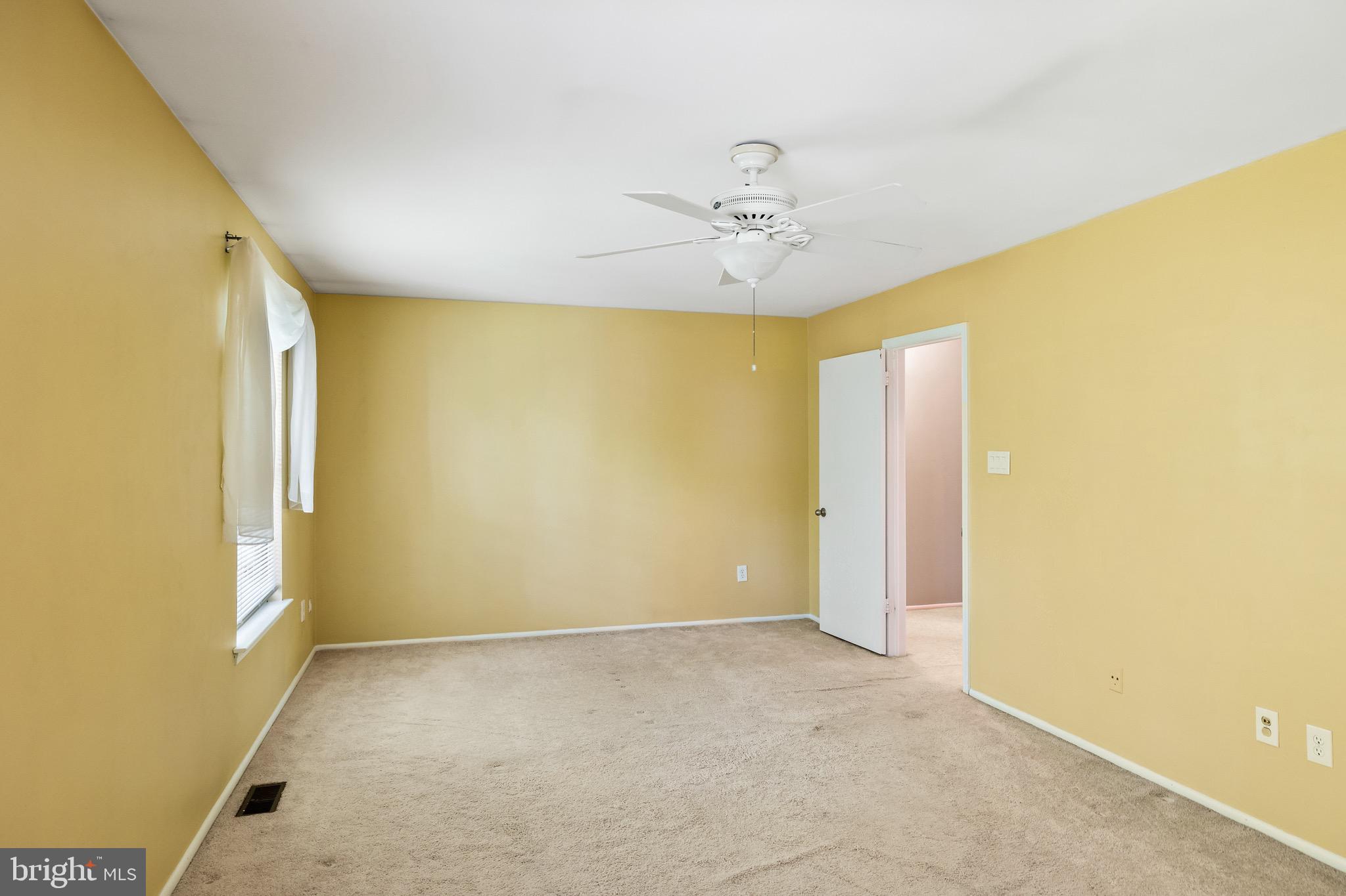 47 Farnwood Road Mount Laurel, NJ 08054 - Photo 17 of 24 Gallery Image 17