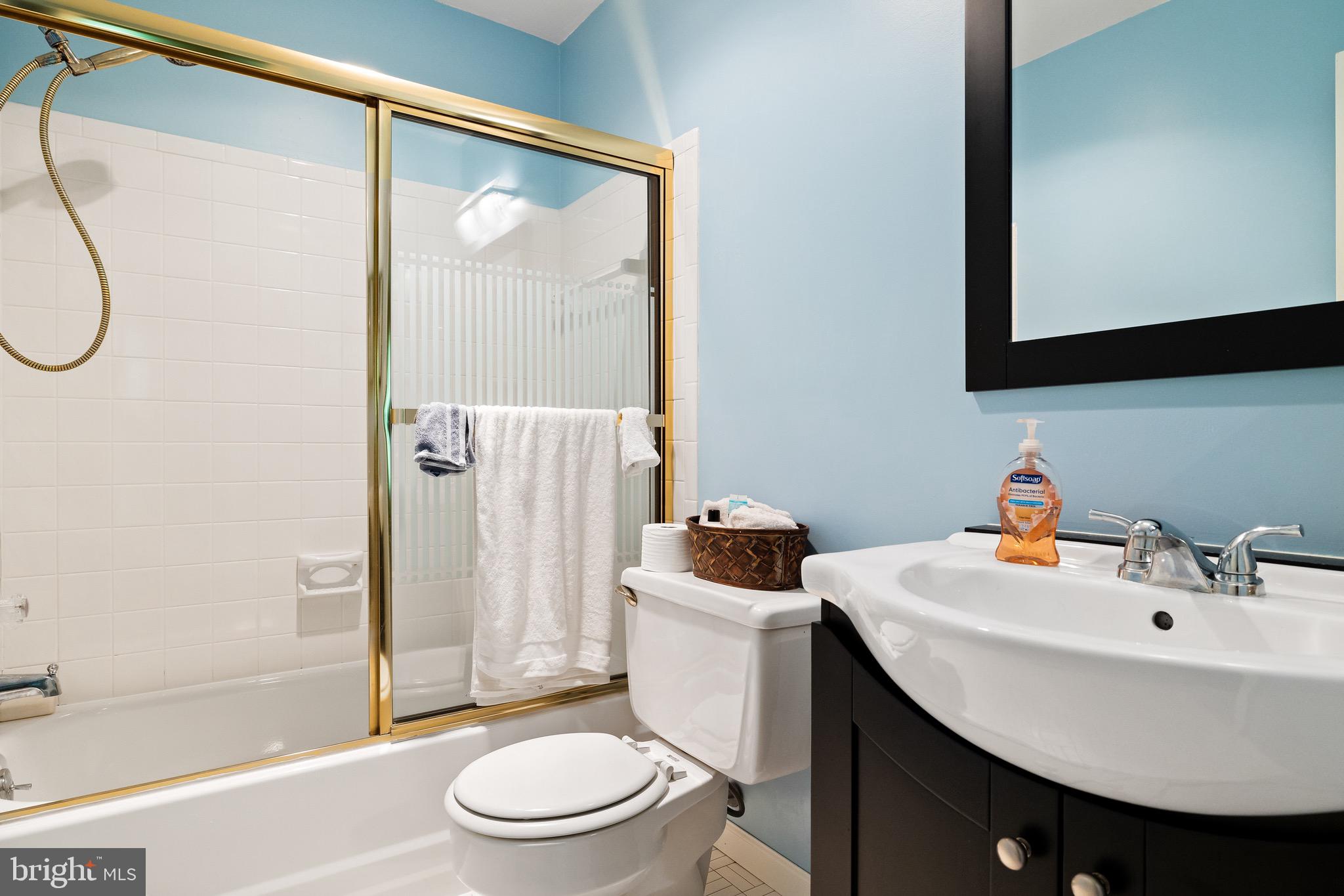 47 Farnwood Road Mount Laurel, NJ 08054 - Photo 18 of 24 Gallery Image 18