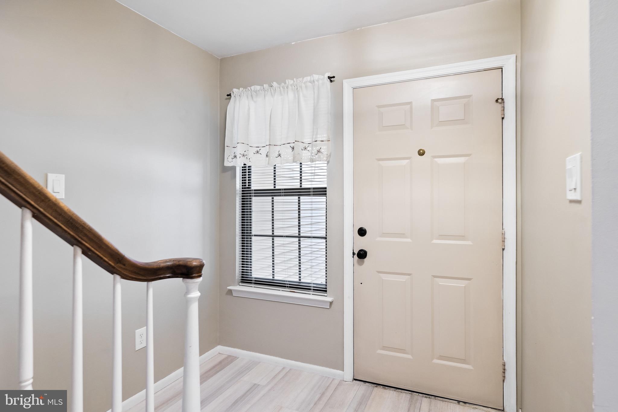 47 Farnwood Road Mount Laurel, NJ 08054 - Photo 3 of 24 Gallery Image 3