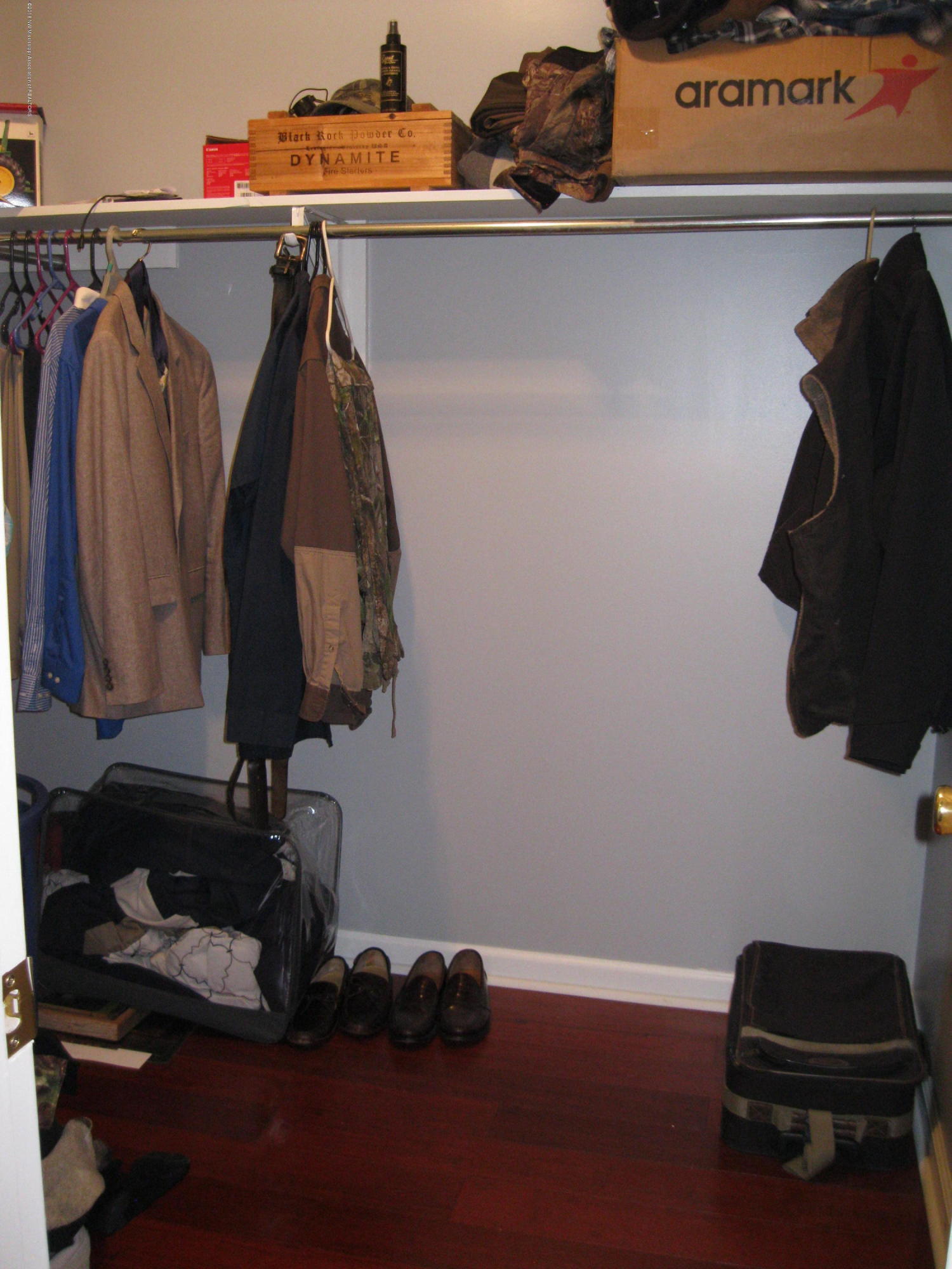 2042 Bubba Taylor Road Byhalia, MS 38611 - Photo 11 of 21 Large walkin closet