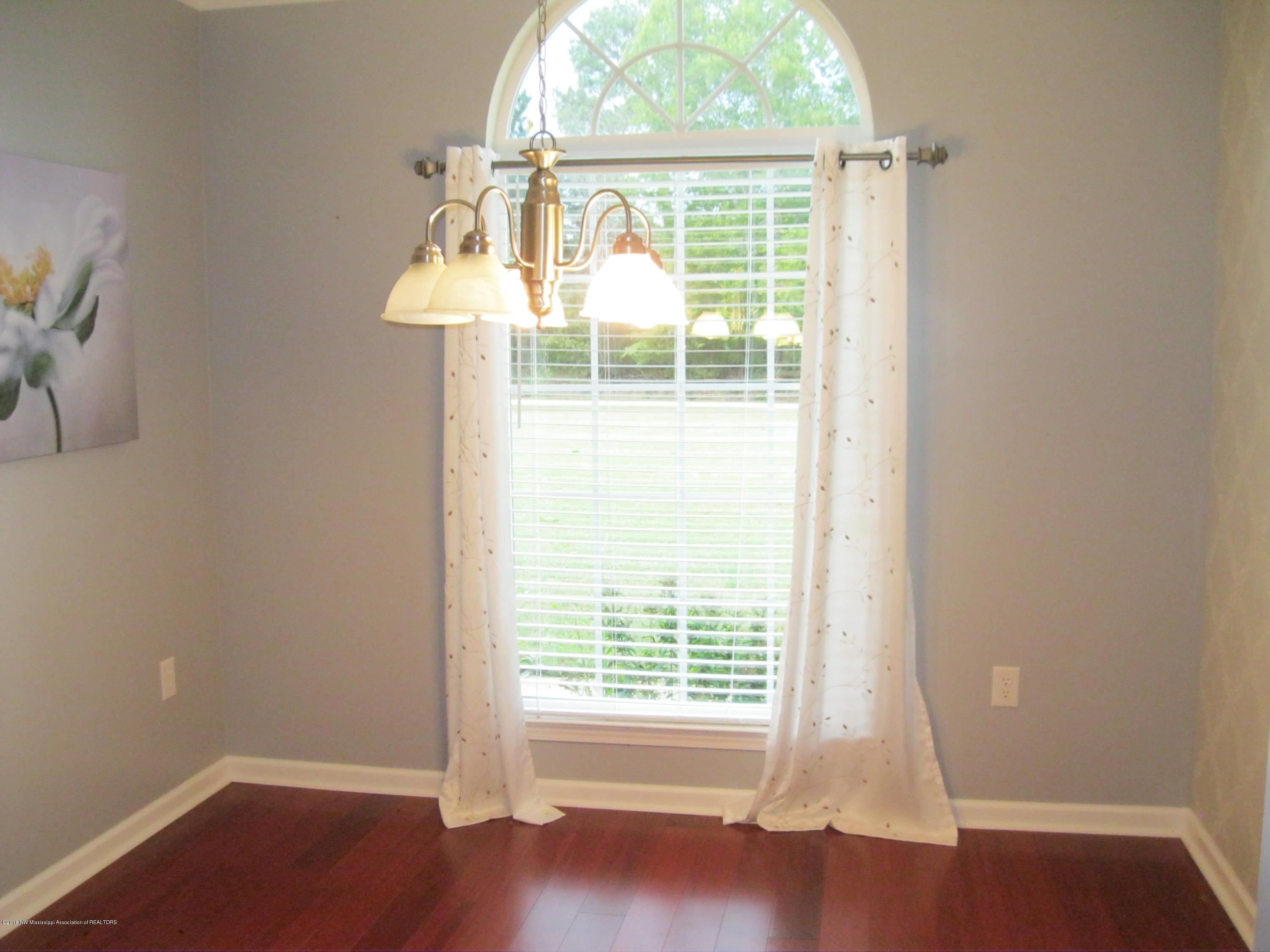 2042 Bubba Taylor Road Byhalia, MS 38611 - Photo 7 of 21 Formal Dining