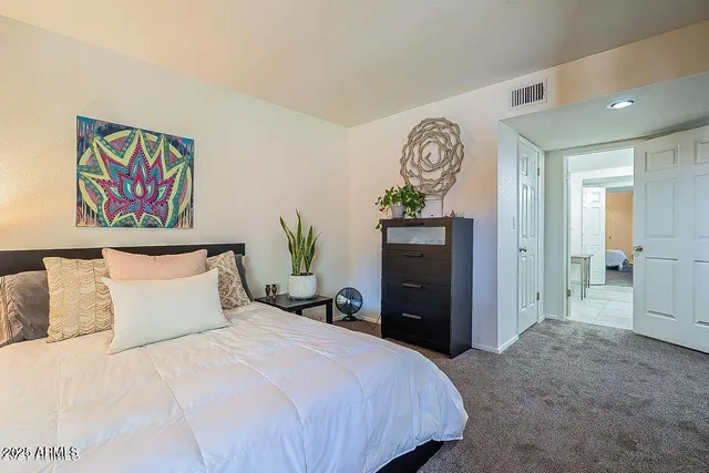 $1,600 | 12212 North Paradise Village Parkway West, Unit 316, Phoenix, AZ 85032