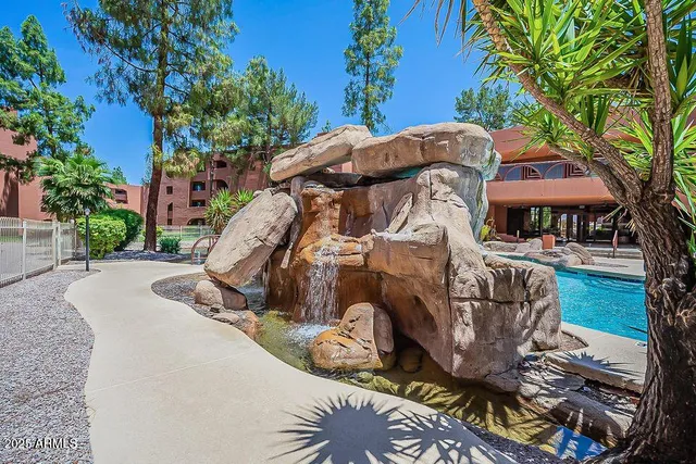 $1,600 | 12212 North Paradise Village Parkway West, Unit 316, Phoenix, AZ 85032