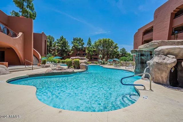 $1,600 | 12212 North Paradise Village Parkway West, Unit 316, Phoenix, AZ 85032