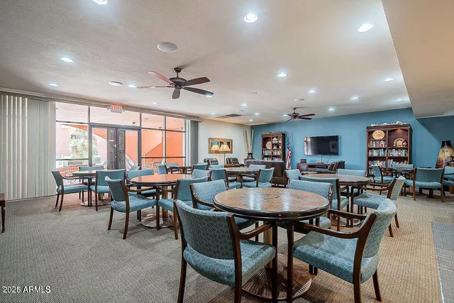 $1,600 | 12212 North Paradise Village Parkway West, Unit 316, Phoenix, AZ 85032