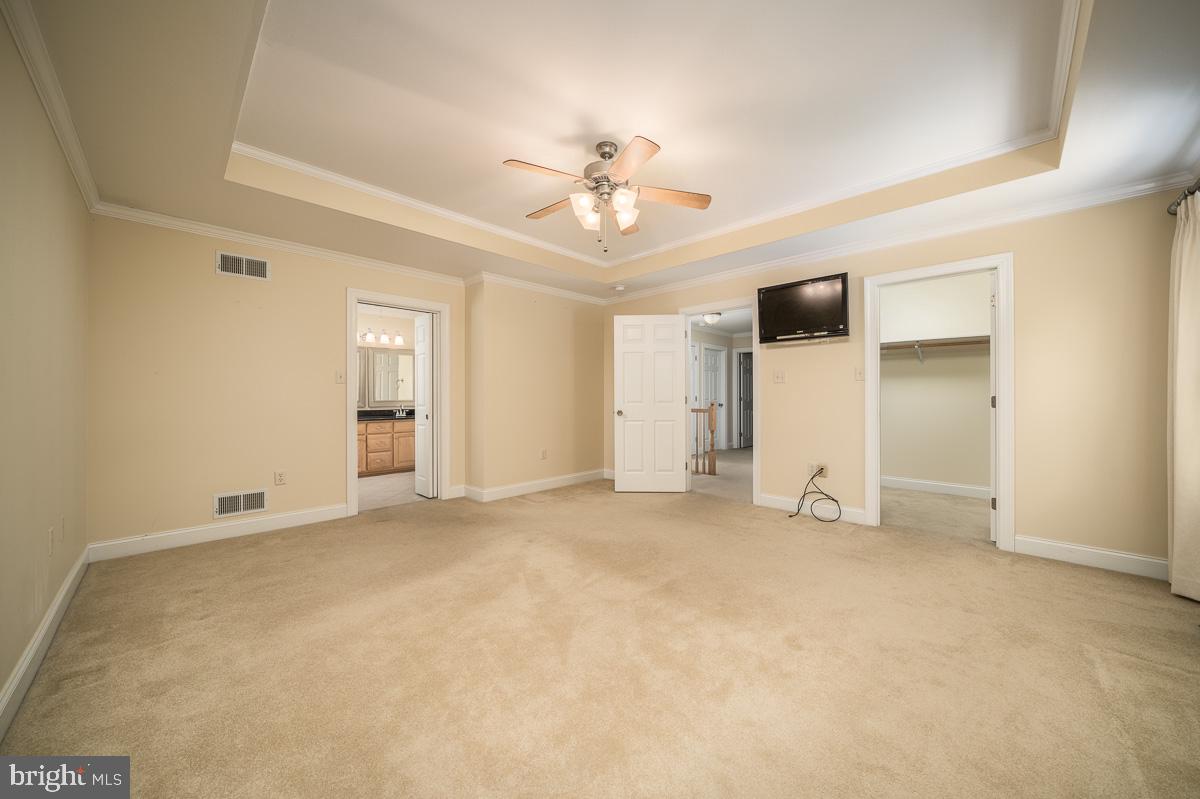 246 Middle Spring Road Shippensburg, PA 17257 - Photo 28 of 30 2nd floor master bedroom