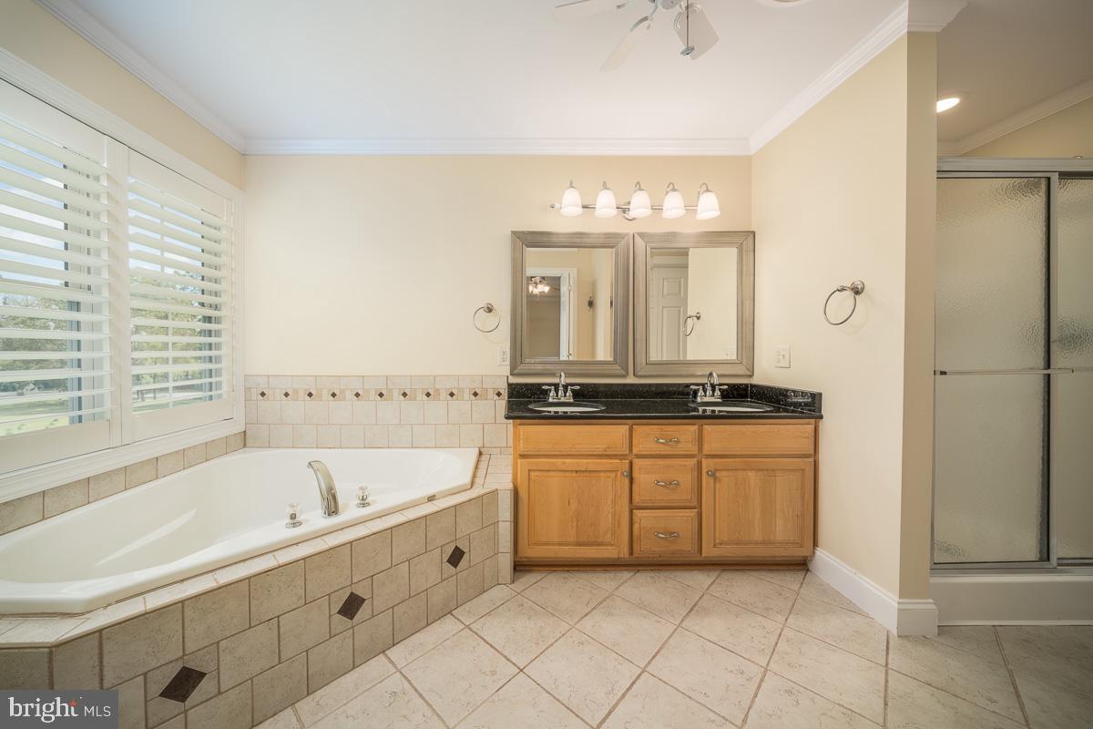 246 Middle Spring Road Shippensburg, PA 17257 - Photo 29 of 30 master bath