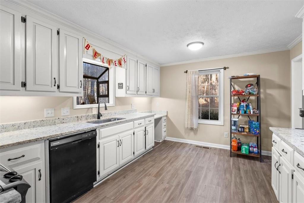 346 Pickett's Crossing Acworth, GA 30101 - Photo 14 of 43