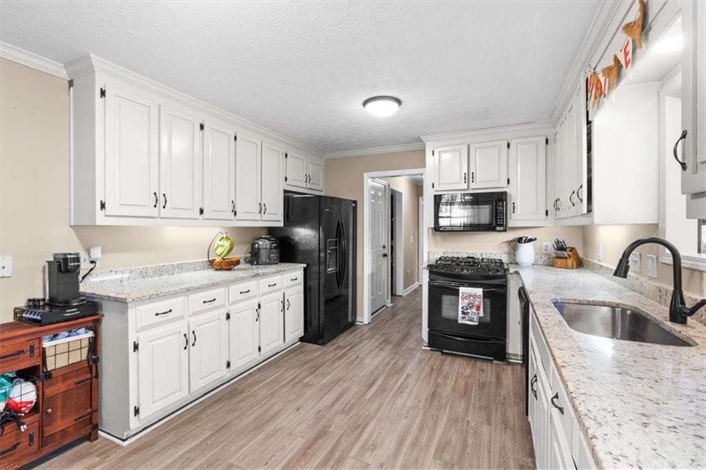 346 Pickett's Crossing Acworth, GA 30101 - Photo 15 of 43