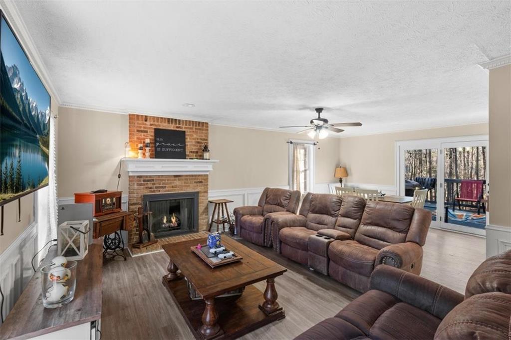 346 Pickett's Crossing Acworth, GA 30101 - Photo 9 of 43