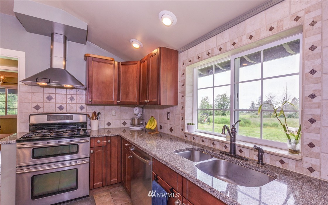 3180 Thornton Road Ferndale, WA 98248 - Photo 8 of 25