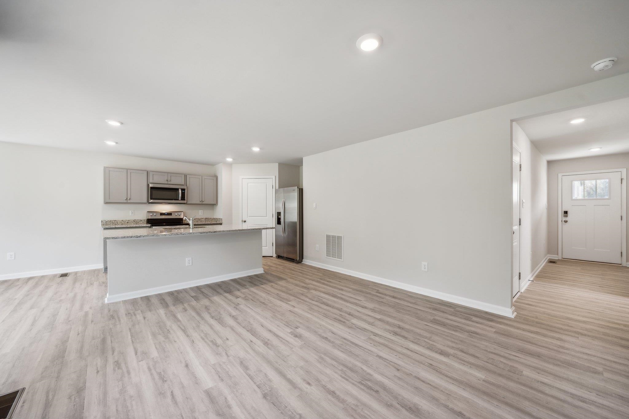 111 Meadow Ridge Way Staunton, VA 24401 - Photo 3 of 20