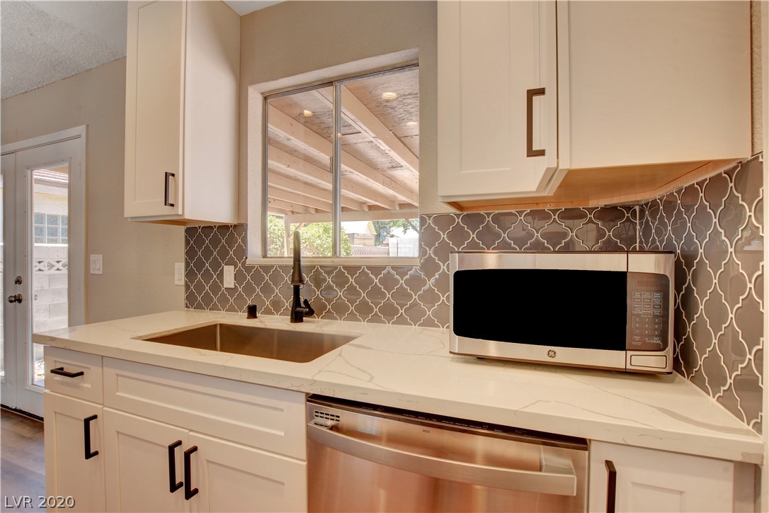 1319 Appaloosa Road Boulder City, NV 89005 - Photo 15 of 40 Gallery Image 15