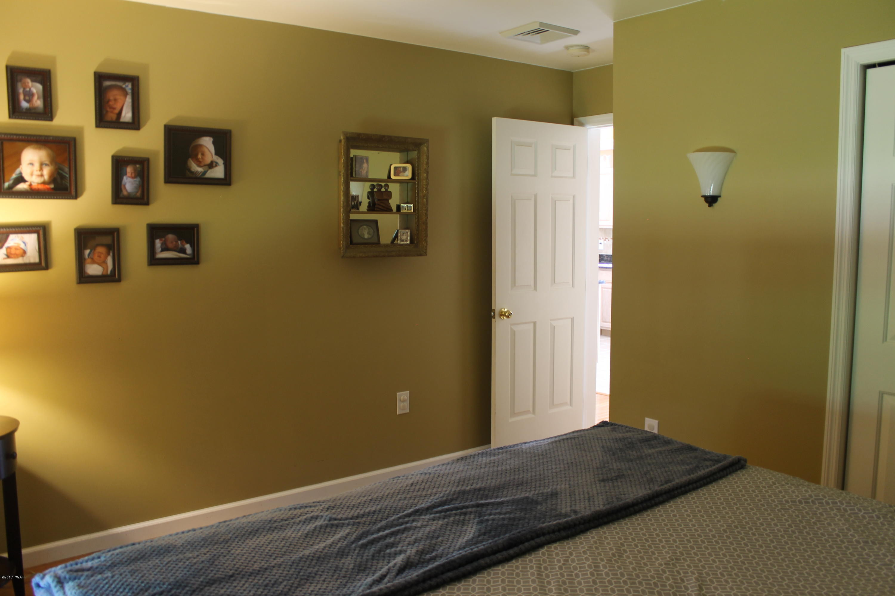 130 West Lilac Road Milford, PA 18337 - Photo 21 of 42 2nd Bedroom