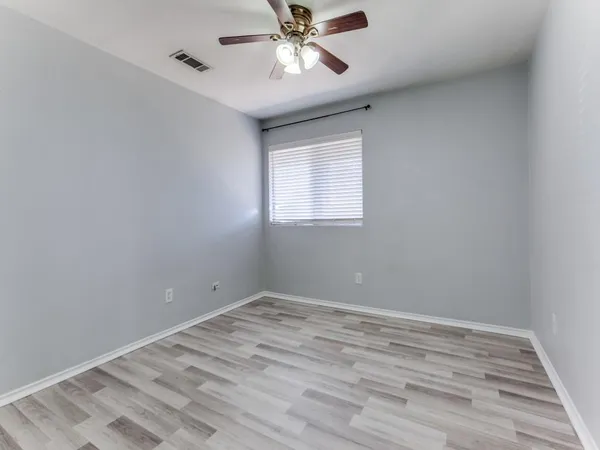 $2,375 | 1305 Greenbriar Lane, McKinney, TX 75069