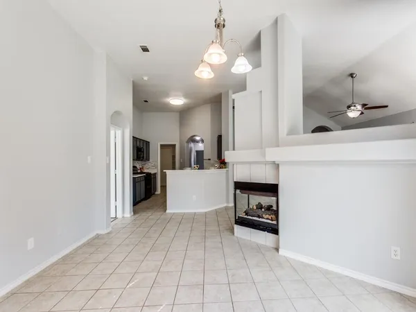 $2,300 | 1305 Greenbriar Lane, McKinney, TX 75069