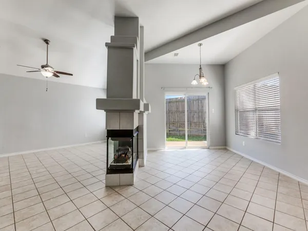 $2,300 | 1305 Greenbriar Lane, McKinney, TX 75069
