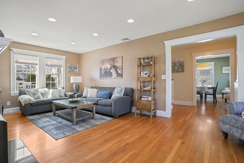 88 Damon Road Medford, MA 02155 - Photo 4 of 39 Gallery Image 4