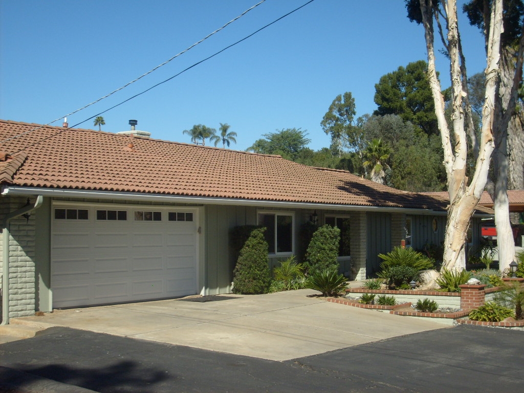 4257 Sleeping Indian Road Fallbrook, CA 92028 - Photo 3 of 25