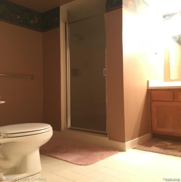 4895 Rambling Drive Troy, MI 48098 - Photo 21 of 27 21.jpg